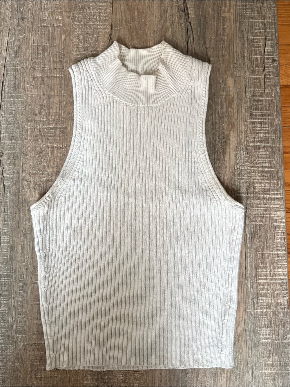 Lululemon Sleeveless Ribbed Mock Neck Top